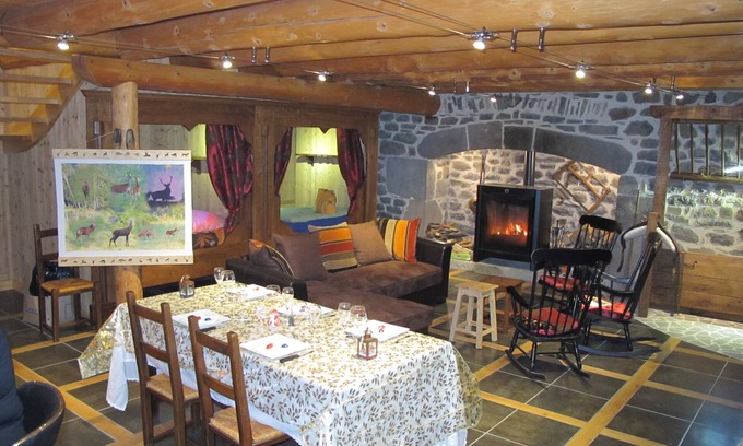 Allanche Cottage | Shepherd's cottage 'of the Establou Béteil' Lioran/Sancy