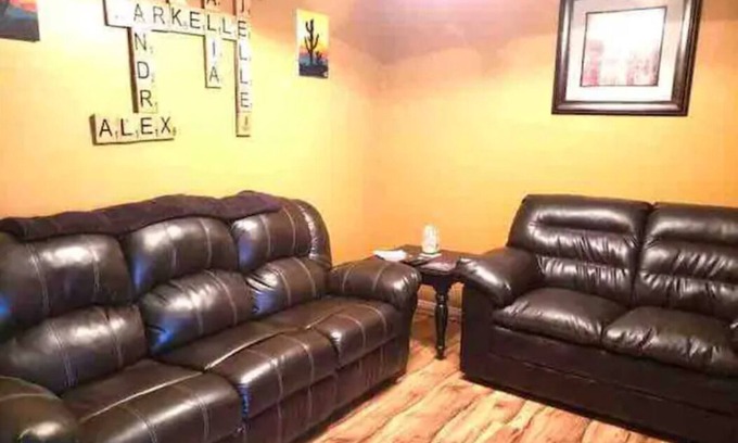 Sierra Vista House | Sheppard 3bd1ba FtHuaSierraVista baby-massage