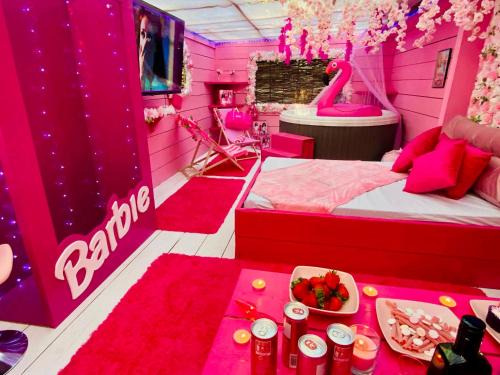 Sherwood Forest Other | Sherwood Castle by Liv Retreats