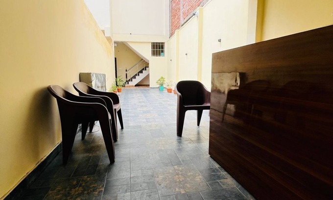 Varanasi House | Shree P Guest House