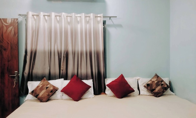 Ujjain House | Shreeram guest house