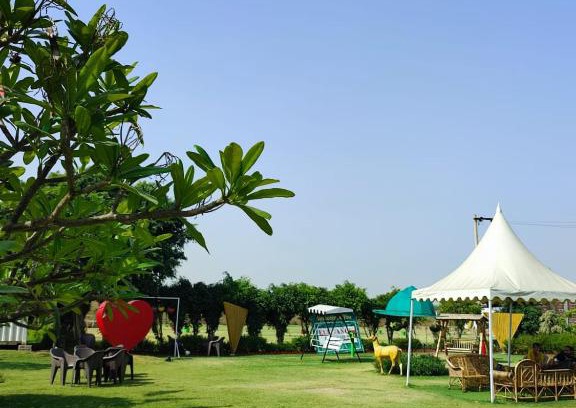 Mathura Other | Shyama dhama cottege