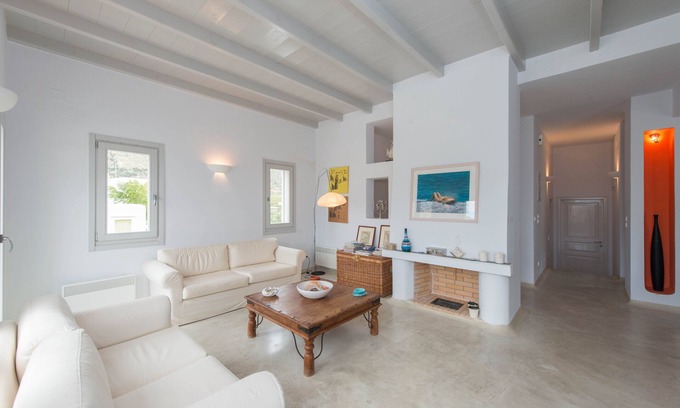 Kamares House | Sifnos Cycladic villa