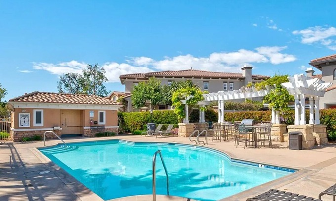 Harbor House | Signal Hill Luxury Home With Pool, Jacuzzi & Panoramic Views