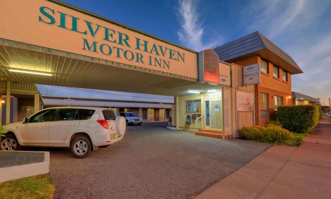 Broken Hill Hotel | Silver Haven Motor Inn