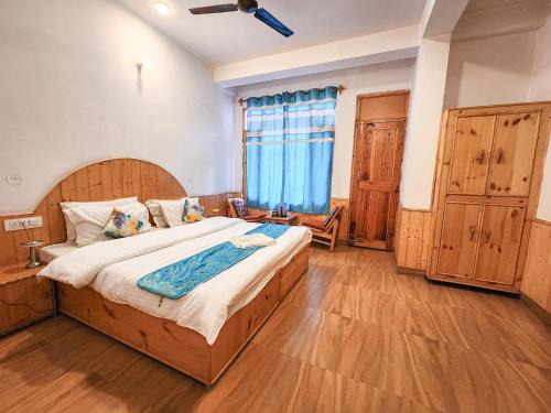 Vashist Hotel | SINGH SAAB riverside cottages