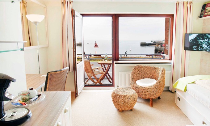 Helgoland House | Single Room Seafront - Hotel Rickmers Insulaner