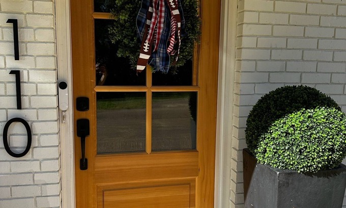 Oxford Cottage | Sip'ly Irresistible! Newly remodeled, 3-BD 3-Bath condo 1.7 miles from Campus!