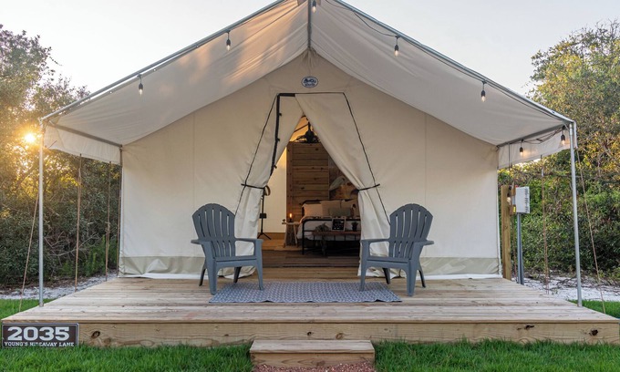 Orange Beach RV Rental | Site #01 Double Safari Tent with ensuite bath