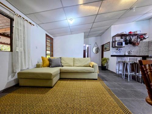 Guararema House | Sitio Guararema com piscina e lago