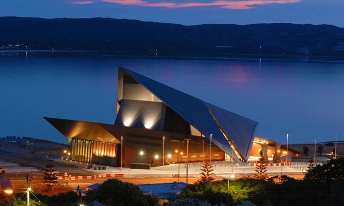 Albany Hotel | Six Degrees Motel