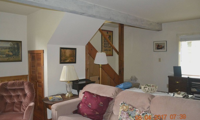 Wardsboro House | Ski Mt. Snow, Stratton in Minutes