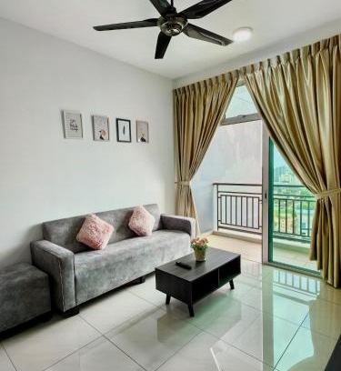 Central District Apartment | SKS Larkin Stadium Larkin Terminal Bus Town Area JB City