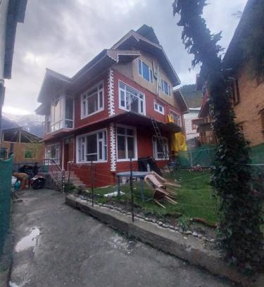 Laripora House | Sky Line Guest House Pahalgam Kashmir