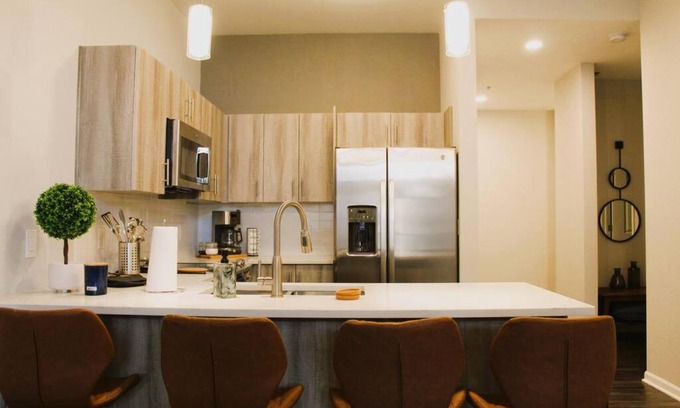 Midtown - Westport Apartment | Skyline View Top Floor Loft, King & Queen Bedroom