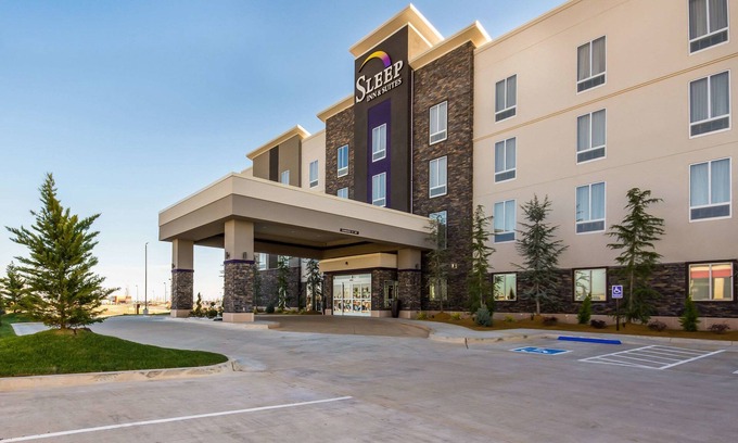 Yukon Hotel | Sleep Inn & Suites Yukon Oklahoma City