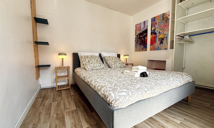 Ferrieres-en-Brie Apartment | Sleeps 9, 10 minutes from Disneyland Paris