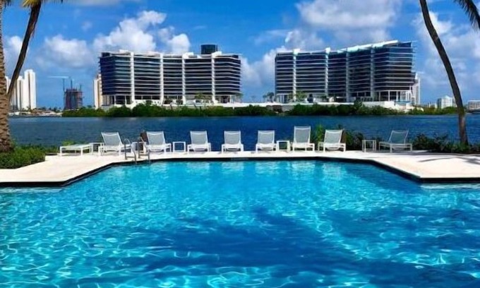 Aventura Condo | Slice of Paradise in Aventura