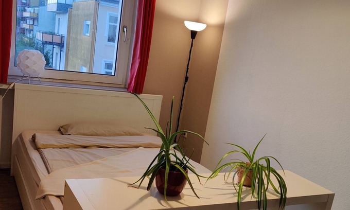 Mitte-Sud Apartment | small but nice room in a shared apartment