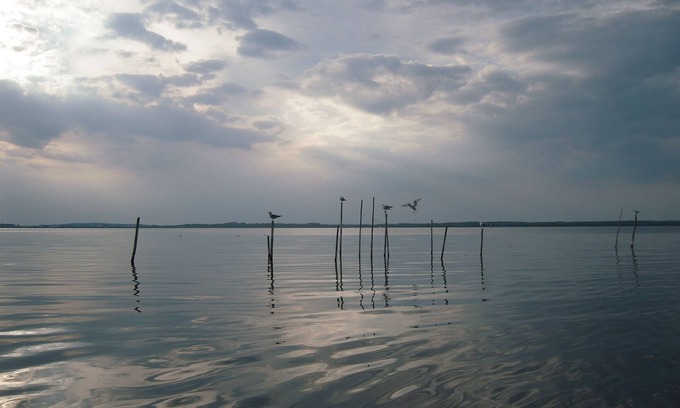 Meesiger House | Small house on the lake in Mediterranean style with its own jetty & small rowing boat!