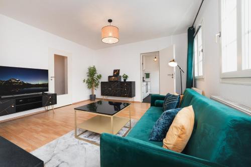 Barmen Apartment | Smart Home - Wuppertal - Perfect for 4 Guests! Central - Netflix - Schwebebahn - Free Parking Zone