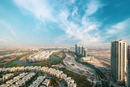 Dubai Apartment | SmartStay at Carson Tower - Panoramic City Views - Modern Luxury Apartments