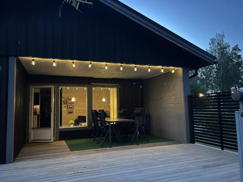 Skutskar Cabin | Smelyan