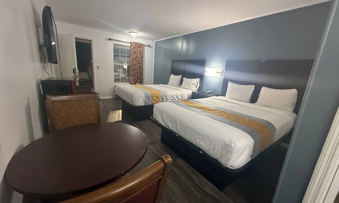 Calhoun Hotel | Smith Motel