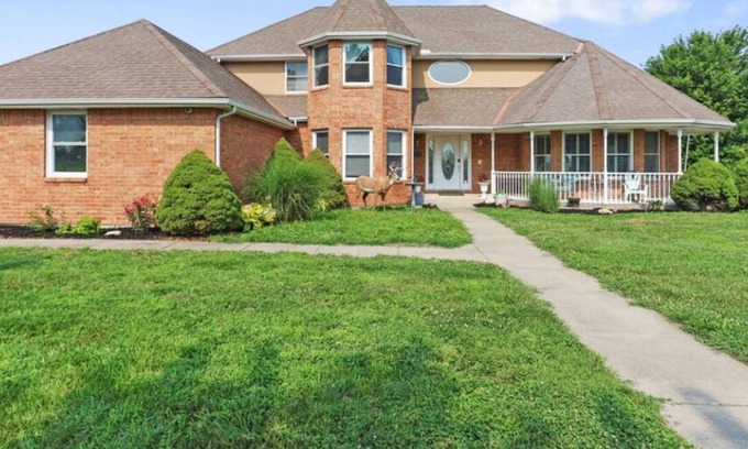 Smithville House | Smithville Lakehouse Country Living up to 15 guests!