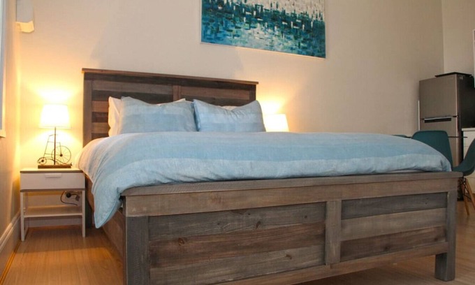 Victor Harbor Apartment | Smugglers Inn Studio Apartment 15