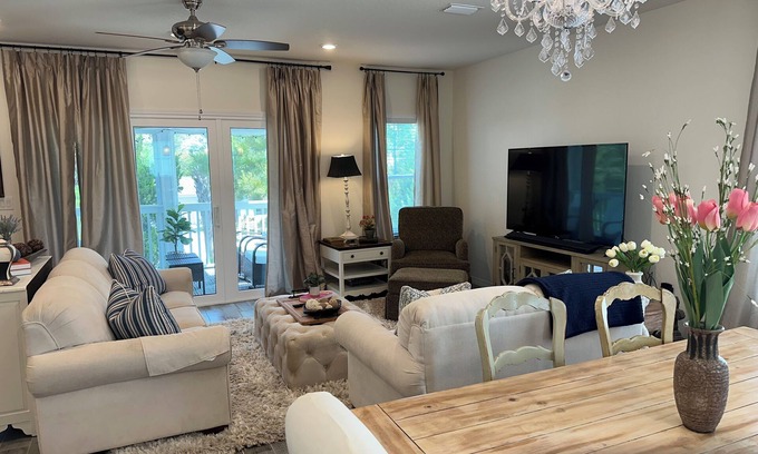 Ono Island Villa | SNOWBIRD SPECIAL Welcome to La Dolce Vita, a spacious 2BR beauty in Perdido Key