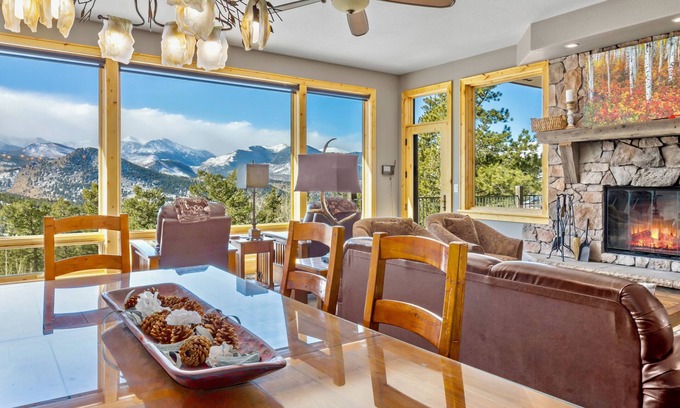 Windcliff Estates Condo | Snowdrift Lodge Vacation Home at Windcliff