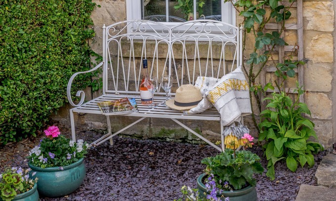 Wetherby Cottage | Snowdrop Cottage