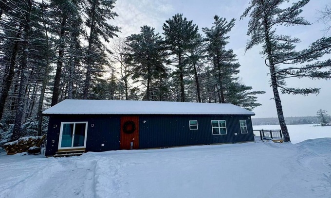 Brownville Cottage | Snowmobiler & Ice Fishing Paradise right on the water with mountain views!