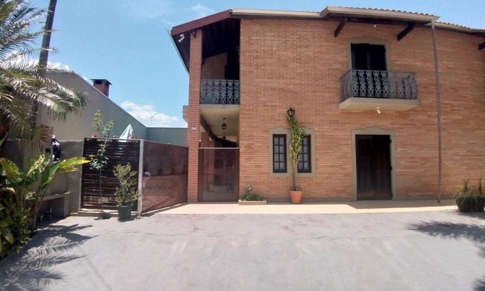 Caraguatatuba House | Sobrado com piscina em condomíno fechado a 150 M da praia