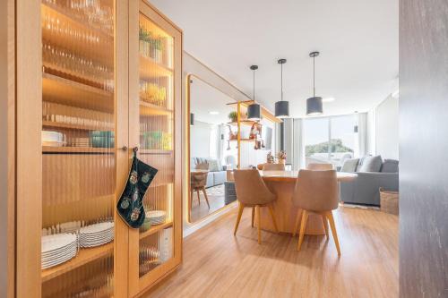 Carniel Apartment | Sofisticação a Minutos do Centro by Achei Gramado