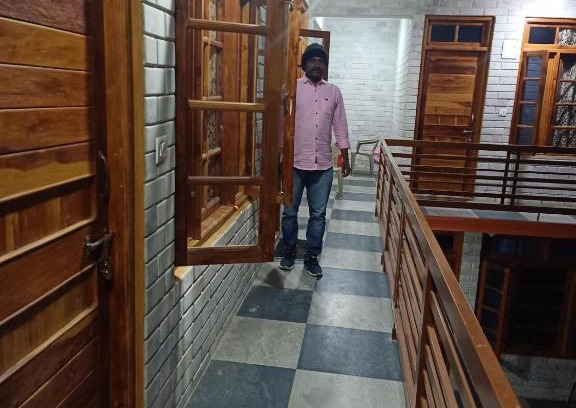 Bashisht Bed & Breakfast | soham Niwas&Cafe