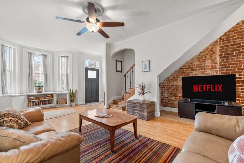 Eckington House | Sojourn Classic DC Rowhouse with Parking