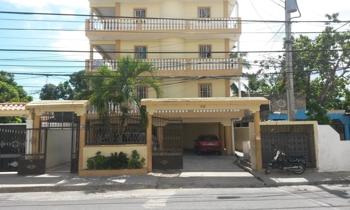 Ensanche Isabelita Apartment | Solar Apartment Full of Passion