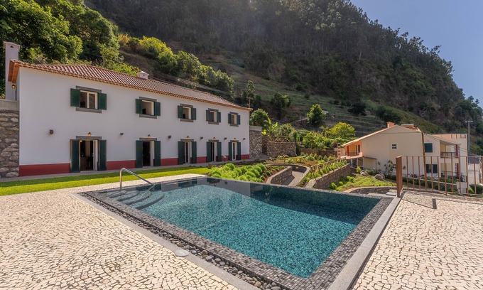 Ribeira Brava Apartment | Solar dos Reis 2, double room with breakfast