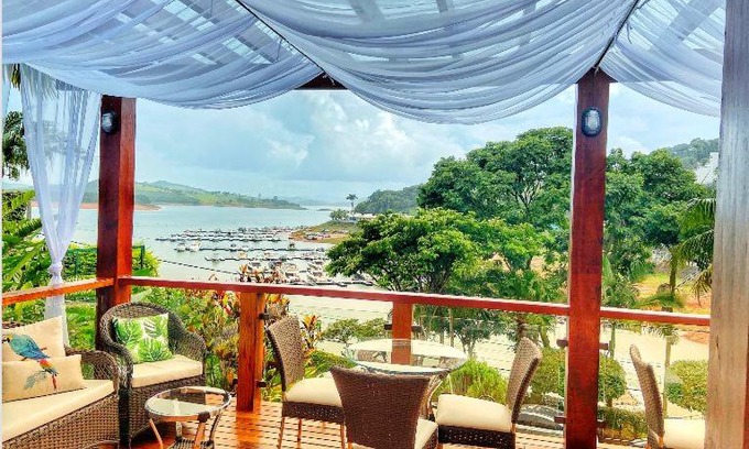 Capitolio Apartment | Solarium de Escarpas Suítes