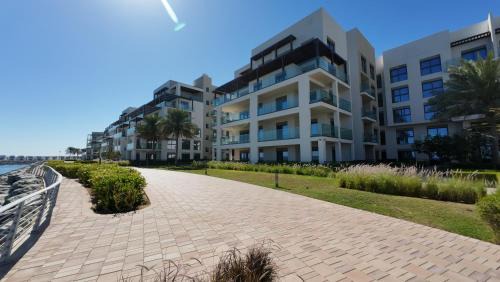 Sharm Apartment | Solo Realty Apartments at Address Residence Fujairah