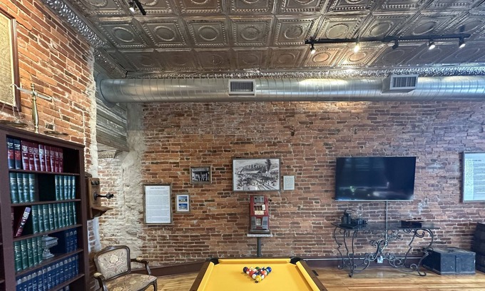 Malvern House | Solve the Judge Glover Mystery and open the safe from the late 1800's !