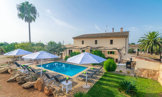 Algaida Villa | SON INDIOT - Beautiful country house for 10 people with private pool. Free WIFI.