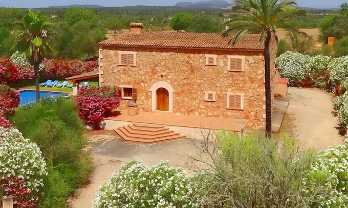 Felanitx Villa | Son Mas 402 wonderful rustic finca with private pool, terrace, garden and air conditioning