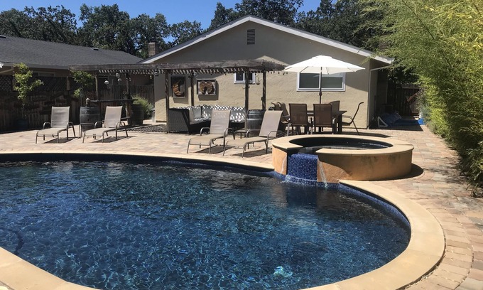 Sonoma House | Sonoma Retreat w/Pool, Spa & Spacious Yard – Near Wineries & Sonoma Plaza