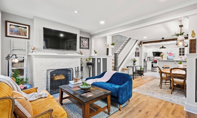 Ardmore Cottage | Sophia's Garden Cottage-4BR/2.5B/3Car-P/New HVAC/WiFi/Walk-Z/Colleges/Kids/UP-8