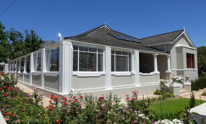 Barrydale House | Sorgvry - House of Guests