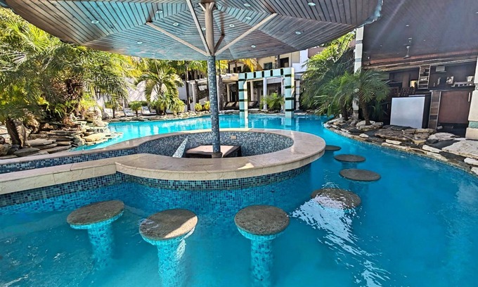 Villas Ana Maria Villa | Sosua Bachelor Party 14 to 16 Bedrooms Hollywood Style Mansion