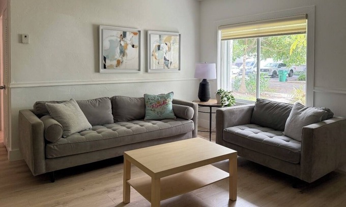 South Miami House | South Miami Home, a block away from UM